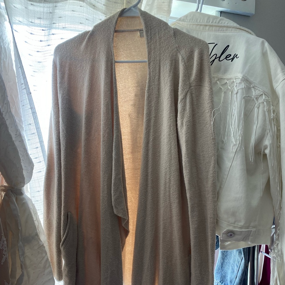 Barefoot dreams cardigan s/m